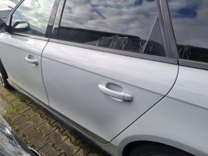 Audi A4 Avant 3.0 TDI 245 V6 24V Quattro Épave (2015, Blanc)