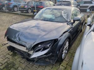 Audi TT 1.8 TFSI 16V Schrottauto (2010, Dunkel, Grau)