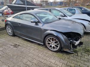 Audi TT 1.8 TFSI 16V Schrottauto (2010, Dunkel, Grau)
