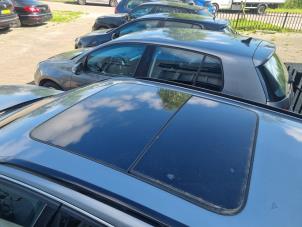 Audi A4 Avant 2.0 TFSI 16V Quattro Épave (2011, Gris)
