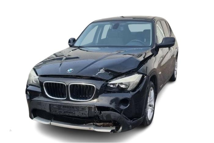 BMW X1 sDrive 18d 2.0 16V Salvage vehicle (2011, Black)