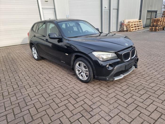 BMW X1 sDrive 18d 2.0 16V Salvage vehicle (2011, Black)