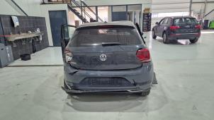 Volkswagen Polo VI 1.0 TSI 12V Vehículo de desguace (2018, Gris)