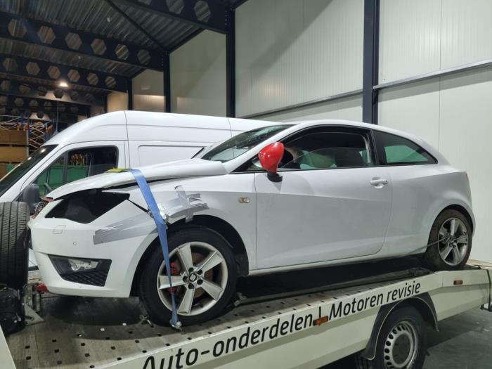 Seat Ibiza IV SC 1.2 TSI 16V Salvage vehicle (2016, White)