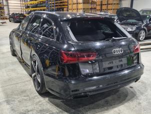 Audi A6 Avant 3.0 TDI V6 24V biturbo Quattro Épave (2017, Noir)