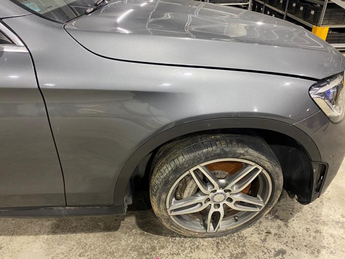 Mercedes GLC 2.0 C-220d 16V 4-Matic Skrotfordon (2020, SELENIETGRIJS)