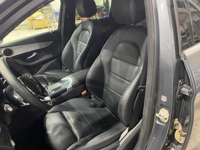 Mercedes GLC 2.0 C-220d 16V 4-Matic Skrotfordon (2020, SELENIETGRIJS)