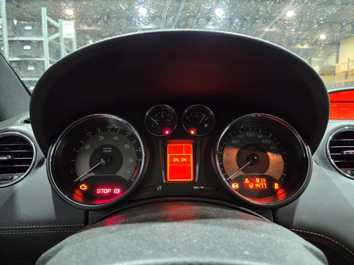 Peugeot RCZ 1.6 16V THP Vehículo de desguace (2010, Negro)