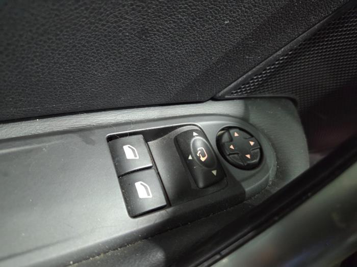 Peugeot RCZ 1.6 16V THP Vehículo de desguace (2010, Negro)