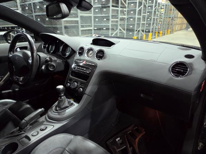 Peugeot RCZ 1.6 16V THP Vehículo de desguace (2010, Negro)