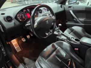 Peugeot RCZ 1.6 16V THP Vehículo de desguace (2010, Negro)