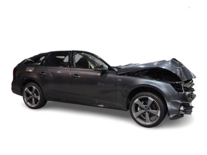 Audi A4 Avant 2.0 TDI 16V Épave (2019, Gris)