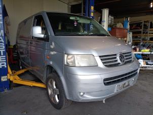 Volkswagen Transporter T5 2.5 TDi  (Salvage)