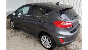 Ford Fiesta 7 1.1 Ti-VCT 12V 75 Vehículo de desguace (2021, Gris)