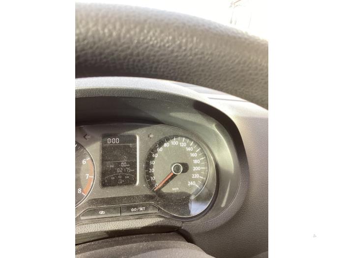 Volkswagen Polo V 1.2 12V Schrottauto (2011, Grau)