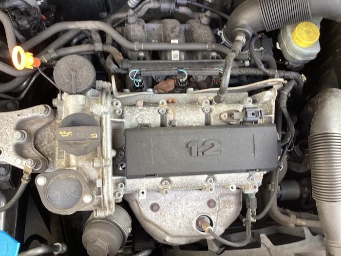 Volkswagen Polo V 1.2 12V Schrottauto (2011, Grau)