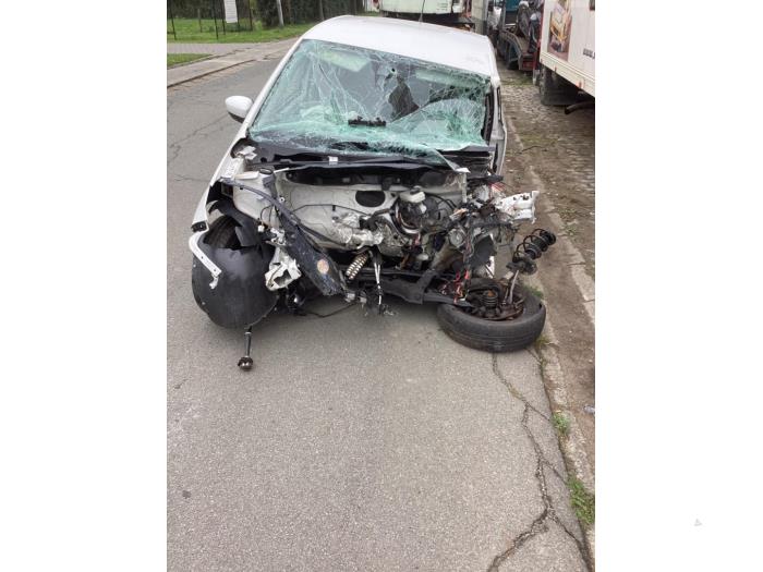 Volkswagen Up! 1.0 12V 60 Salvage vehicle (2015, White)