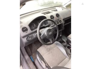 Volkswagen Caddy III 1.6 TDI 16V Vehículo de desguace (2011, Gris)