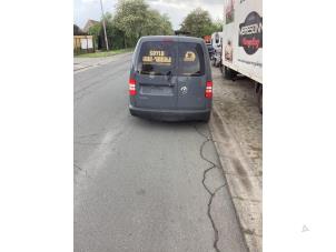 Volkswagen Caddy III 1.6 TDI 16V Vehículo de desguace (2011, Gris)