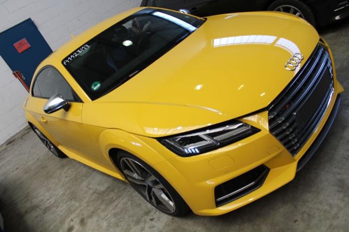 Audi TT 2.0 TFSI 16V TTS Quattro Épave (2017, Jaune)