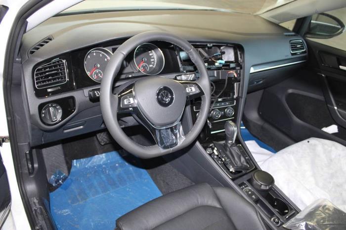 Volkswagen Golf VII 1.4 TSI 16V Vehículo de desguace (2016, Blanco)