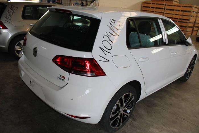 Volkswagen Golf VII 1.4 TSI 16V Vehículo de desguace (2016, Blanco)