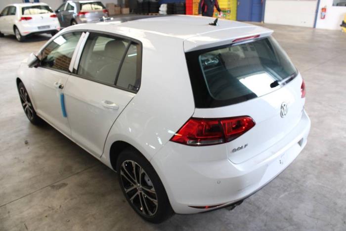 Volkswagen Golf VII 1.4 TSI 16V Vehículo de desguace (2016, Blanco)