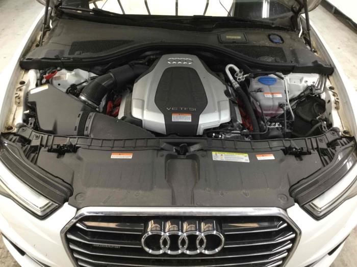 Audi A6 3.0 V6 24V TFSI Quattro Vehículo de desguace (2016, Blanco)