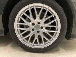 Audi A6 2.0 TDI 16V Épave (2017, Métallisé, Noir)