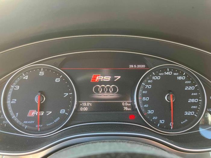 Audi RS7 Sportback 4.0 V8 TFSI Performance 32V Salvage vehicle (2017, Metallic, White)