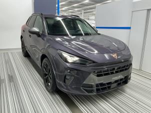 Cupra Terramar 1.5 eTSI Vehículo de desguace (2024, Metálico, Azul zafiro)