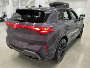 Cupra Terramar 1.5 eTSI Vehículo de desguace (2024, Metálico, Azul zafiro)