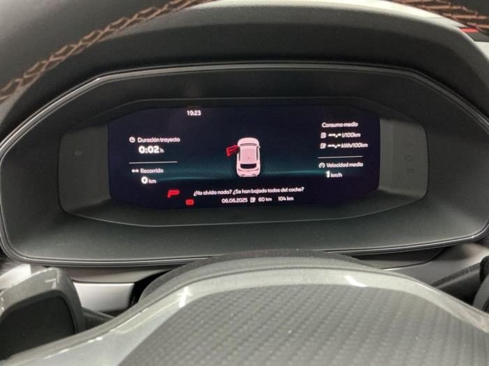 Cupra Leon 1.5 VZ e-Hybrid 16V Vehículo de desguace (2025, Metálico, Gris)