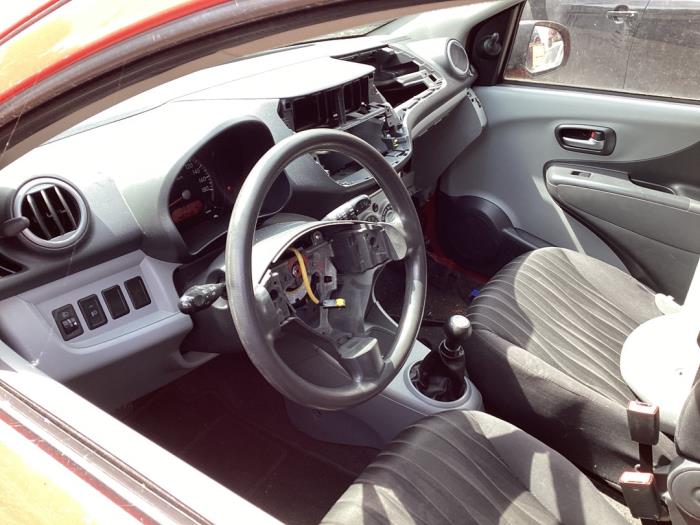 Nissan Pixo 1.0 12V Skrotfordon (2012, ROOD)