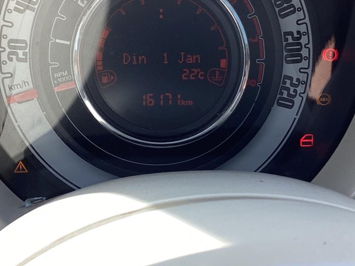 Fiat 500 0.9 TwinAir 85 Épave (2014, Blanc)