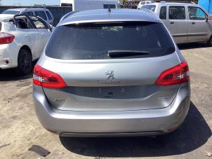 Peugeot 308 SW 1.6 BlueHDi 120 Vehículo de desguace (2014, Gris)