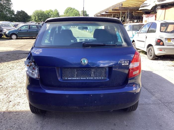 Skoda Fabia II 1.4i 16V Vehículo de desguace (2008, Azul)