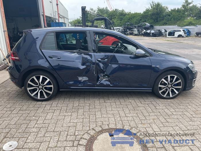 Volkswagen Golf VII 1.4 GTE 16V Schrottauto (2016, Metallic, Blau)