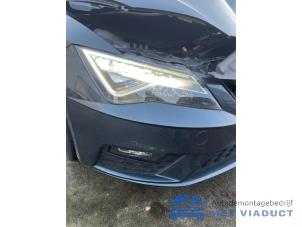 Seat Leon 1.6 TDI 16V Samochód złomowany (2019, Szary)