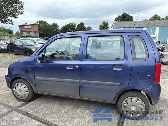 Opel Agila 1.2 16V Skrotfordon (2000, BLAUW)