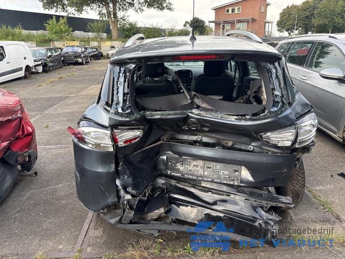Renault Clio IV Estate/Grandtour 0.9 Energy TCE 75 12V Skrotfordon (2019, GRIJS)