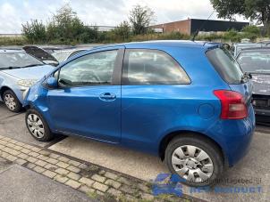 Toyota Yaris II 1.0 12V VVT-i Épave (2006, Bleu)