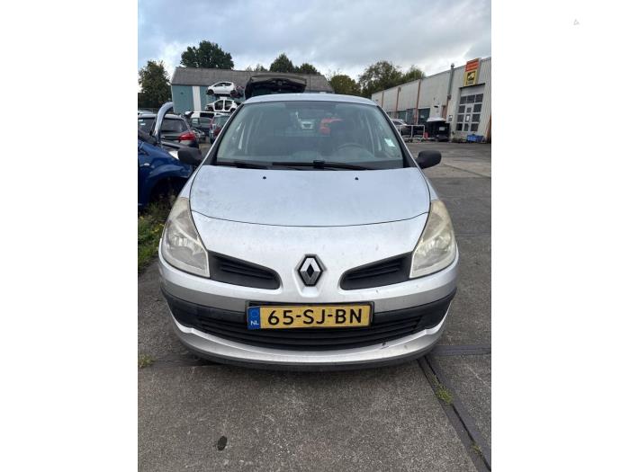 Renault Clio III 1.2 16V 75 Salvage vehicle (2006, Gray)
