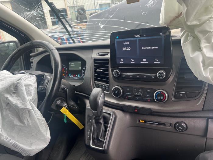 Ford Transit Custom 2.0 TDCi 16V Eco Blue 130 Épave (2019, Noir)