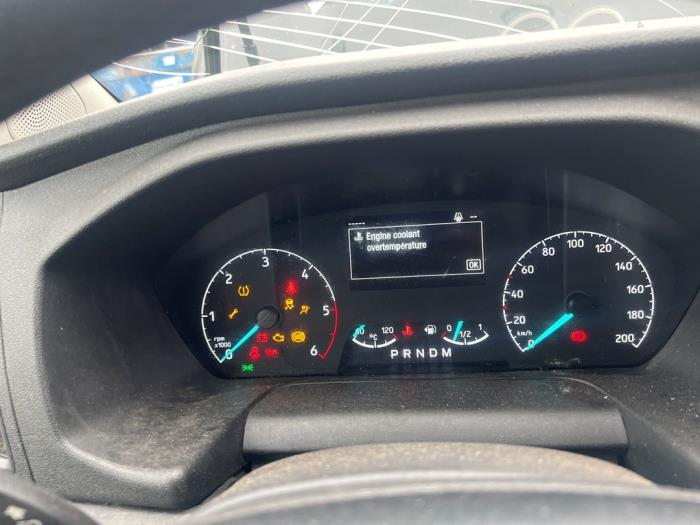 Ford Transit Custom 2.0 TDCi 16V Eco Blue 130 Épave (2019, Noir)