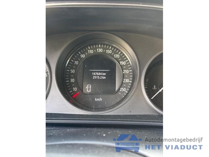 Renault Megane IV 1.2 Energy TCE 100 Samochód złomowany (2018, Bialy)