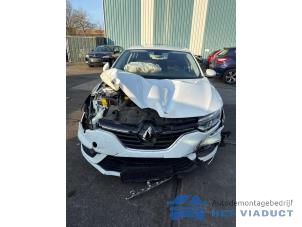 Renault Megane IV 1.2 Energy TCE 100 Samochód złomowany (2018, Bialy)