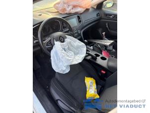 Renault Megane IV 1.2 Energy TCE 100 Samochód złomowany (2018, Bialy)
