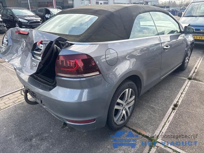Volkswagen Golf VI Cabrio 1.6 TDI 16V BlueMotion Épave (2014, Gris)