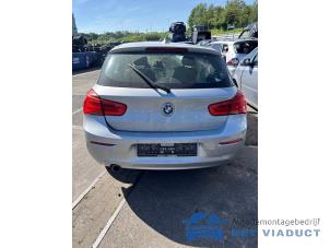 BMW 1 serie 118i 1.5 TwinPower 12V Épave (2018, Gris)